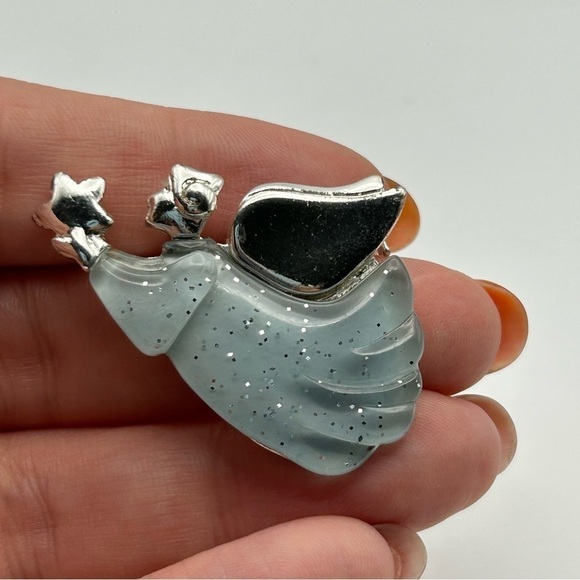 Jewelry - Small Silver Tone Angel Holding Shooting Star with Blue Sparkle Confetti Lucite